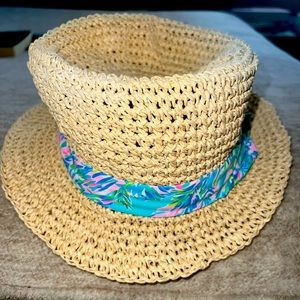 Lilly Pulitzer poolside cabana, straw hat. New without tags.